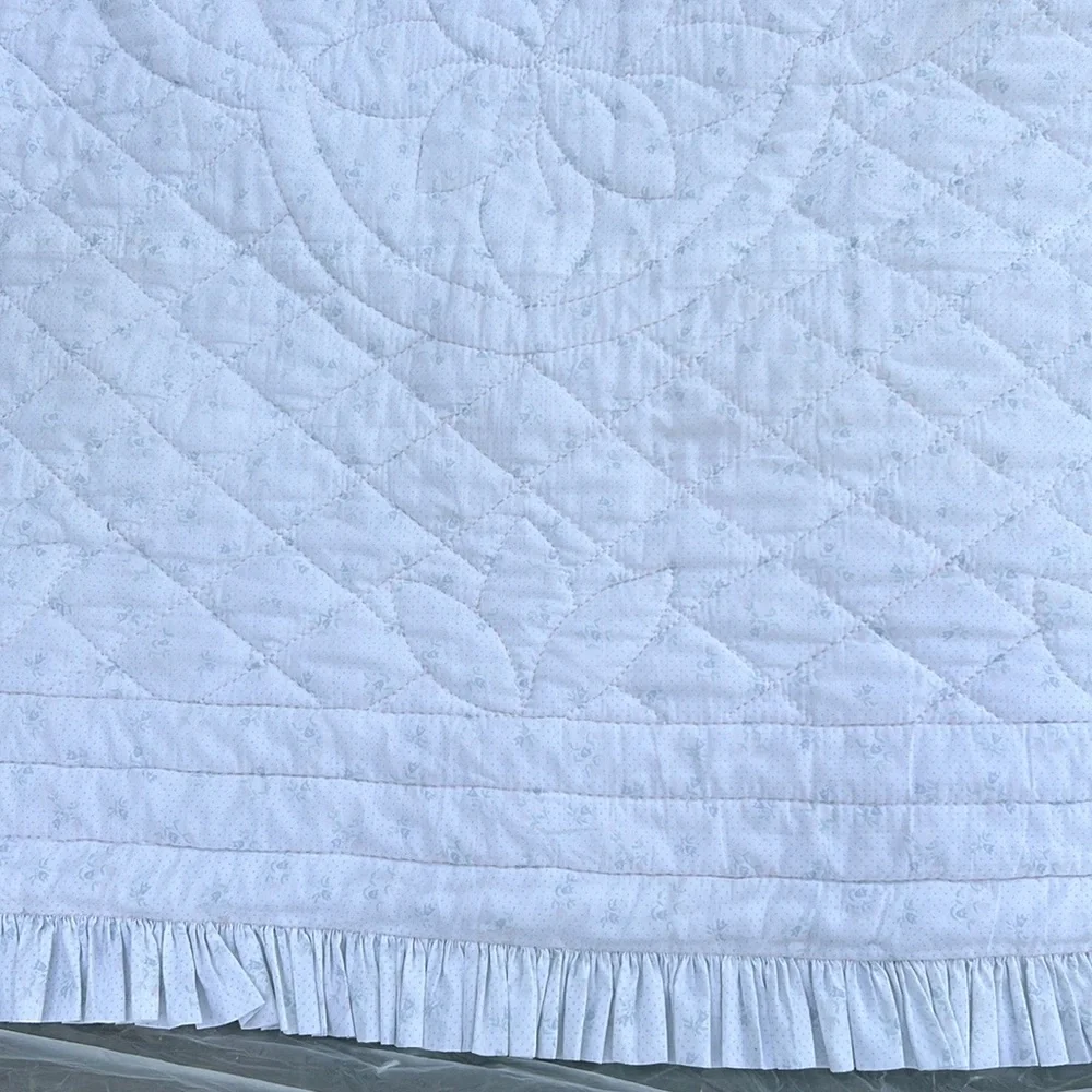 Excellent Condition OOAK One-Piece “Big Stitch” Quilt Twin Size Handmade Cottage